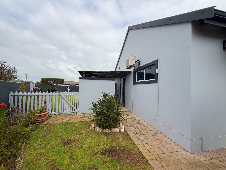 4 Bedroom Property for Sale in Country Club Western Cape